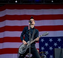 Διαλύθηκαν οι Anti-Flag 