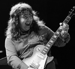 «Έφυγε» ο θρυλικός κιθαρίστας Bernie Marsden 