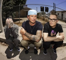 Οι Blink-182 ανακοίνωσαν νέο δίσκο