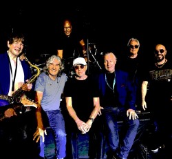 Dire Straits Legacy στην Ελλάδα για δύο εμφανίσεις 