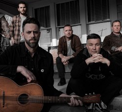 Σύμπραξη Dropkick Murphys και Violent Femmes σε νέο single