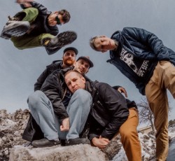 Ακούστε το νέο single των Drug Church 