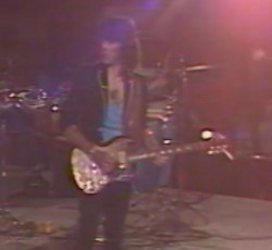 Δείτε εκπομπή της ΕΡΤ από το 1983 για τις συναυλίες στην Ελλάδα 