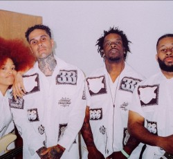 Ακούστε το νέο τραγούδι των Fever 333 