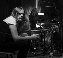 Οι Graveyard επιστρέφουν με καινούρια μουσική μετά από πέντε χρόνια