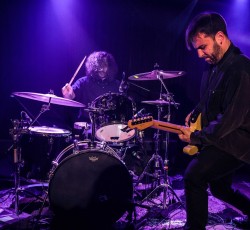 Video clip για το "Diamonds" από τους Honeybadger 