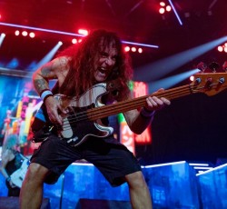 Οι Iron Maiden παίζουν για πρώτη φορά ζωντανά το "Alexander Τhe Great" 