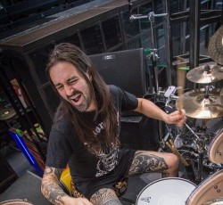 Επίσημη ανακοίνωση του Jay Weinberg για την απόλυσή του από τους Slipknot
