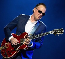 Ακούστε το καινούριο τραγούδι του Joe Bonamassa 