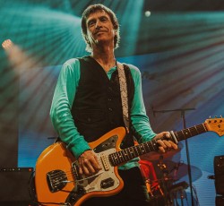 Νέα μουσική από τον Johnny Marr 
