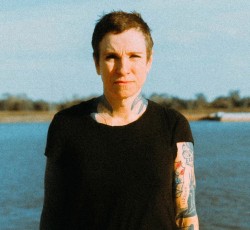 Νέος δίσκος από τη Laura Jane Grace