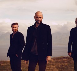 Οι Madrugada στο Release Athens 2023 