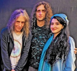 Ozric Tentacles και Naxatras ζωντανά σε Αθήνα και Θεσσαλονίκη