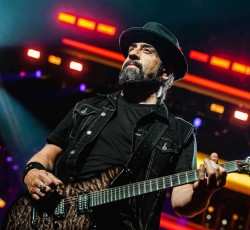 Αποχώρησε από τους Volbeat o Rob Caggiano 