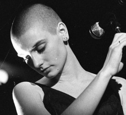 Πέθανε η Sinéad O'Connor 