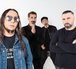John Dolmayan: «Οι System Of A Down έπρεπε να έχουν προχωρήσει χωρίς τον Tankian»