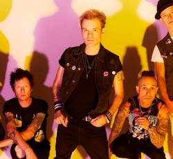 Ακούστε το καινούριο τραγούδι των Sum 41