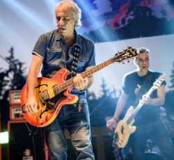 Δύο βιβλία για την ιστορία των θρυλικών Last Drive 