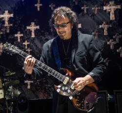 Έτοιμος για νέο προσωπικό δίσκο ο Tony Iommi