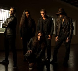 Νέο σχήμα από τους Bumblefoot και Derek Sherinian