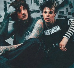 Ακούστε τη νέα σύμπραξη Yungblud και Bring Me The Horizon 