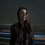 Η Julia Holter επιστρέφει με καινούριο single και άλμπουμ