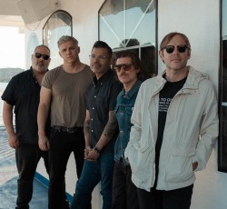 Οι Thursday επιστρέφουν με νέα μουσική έπειτα από 13 χρόνια 