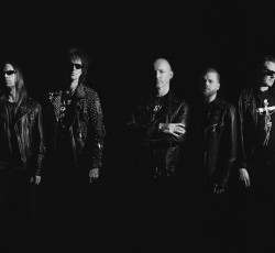 Οι Wolfbrigade επιστρέφουν με το "Life Knife Death" 