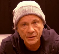 Ο Bruce Dickinson για το setlist της επερχόμενης περιοδείας του 