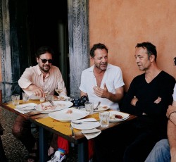 Η συναυλία των dEUS μεταφέρεται σε νέα ημερομηνία και νέο χώρο 