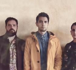 Οι ΦΕΤΖ κυκλοφορούν το ντεμπούτο άλμπουμ τους