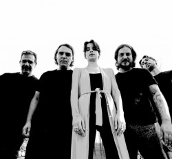 Οι Gemma παρουσιάζουν ζωντανά το δεύτερο άλμπουμ τους 