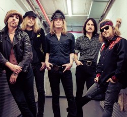 Ακούστε το νέο τραγούδι των Hellacopters