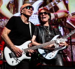 Νέο σχήμα και ευρωπαϊκή περιοδεία για τους Joe Satriani και Steve Vai
