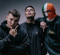 Οι Kneecap στο Rockwave Festival 2025