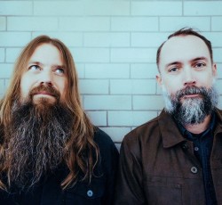Ο Mark Morton των Lamb Of God και ο Neil Fallon των Clutch διασκευάζουν Lynyrd Skynyrd