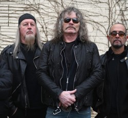 Εκτός Overkill o Jason Bittner 