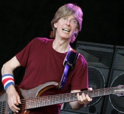 Έφυγε από τη ζωή ο Phil Lesh των Grateful Dead 
