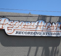 Τίτλοι τέλους για το Record Plant του Los Angeles