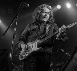 Προς πώληση η εμβληματική Stratocaster του Rory Gallagher 