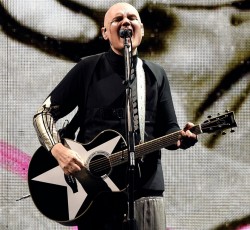 To πρόγραμμα και όλες οι λεπτομέρειες για την μεγάλη συναυλία των Smashing Pumpkins 