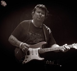 Νέο άλμπουμ και τραγούδι για τον Timo Tolkki