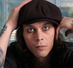 Ο Ville Valo για το ενδεχόμενο ένταξης στους Sentenced 