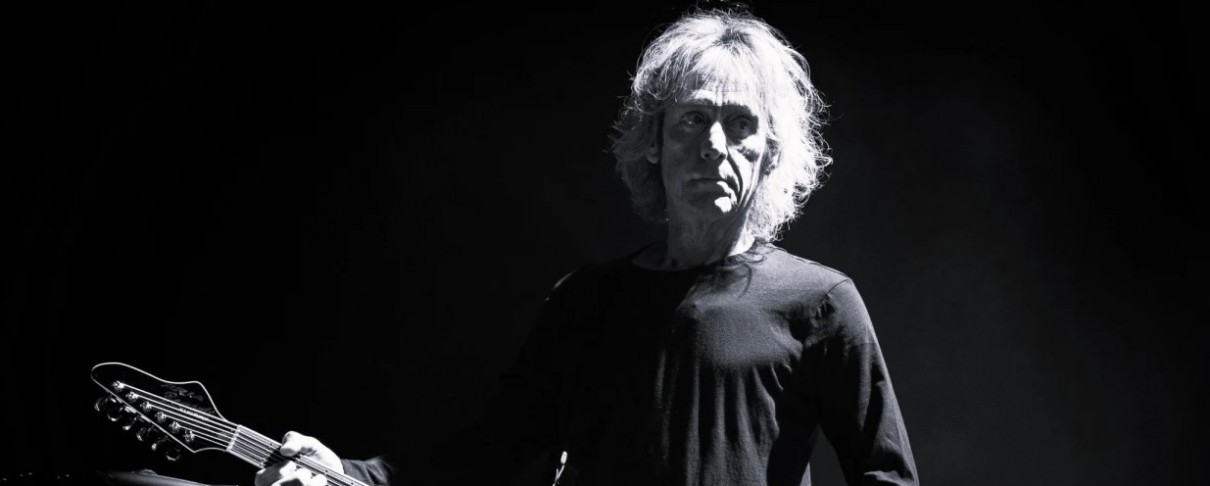 «Έφυγε» o Perry Bamonte των The Cure