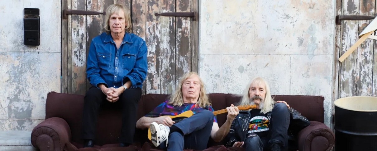 Spinal Tap και Elton John συμπράττουν στο "Stonehedge"