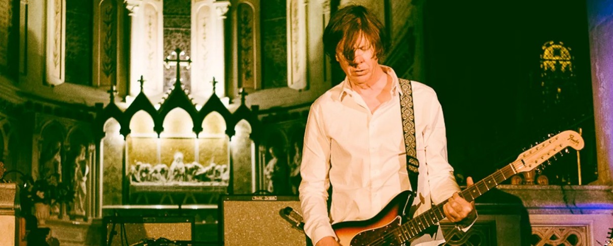 O Thurston Moore διασκευάζει Velvet Underground