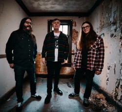 Οι Whores. επιστρέφουν στην Αθήνα 