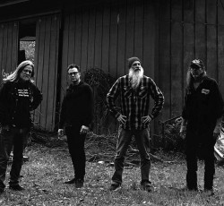 Οι Corrosion Of Conformity διασκευάζουν Free