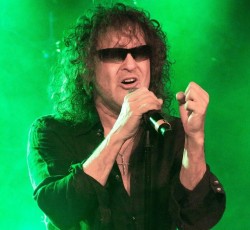 Συναυλία για τα 20 χρόνια των Remember Lizzy με καλεσμένο τον Darren Wharton 