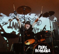 Πέθανε ο Δημήτρης Δημητράκας των Panx Romana 